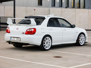 Subaru Impreza WRX STI 2.0 195кВ