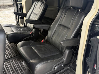 Chrysler Town & Country 3.6 v6 211kW