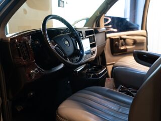 Chevrolet Express 1500 Explorer Limited SE 4x4 5.3 V8 213kW