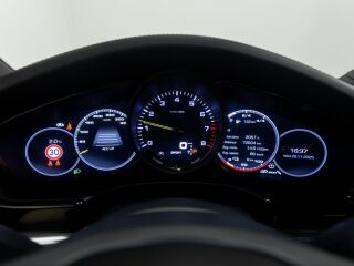 Porsche Panamera 4S E-HYBRID 324кВ