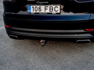 Porsche Cayenne 3.0 250кВ