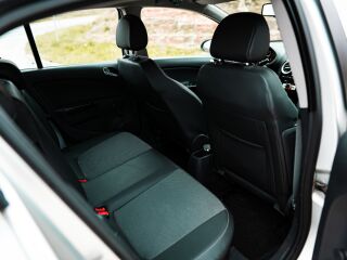 Opel Corsa 1.4 64kW