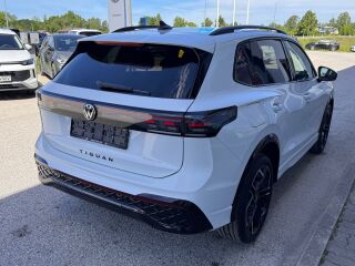 Volkswagen Tiguan Rline BlackStyle 1.5 200кВ