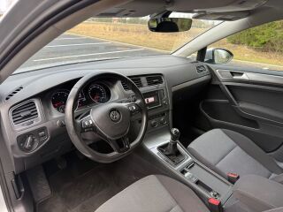 Volkswagen Golf 1.6 81kW