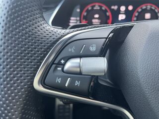 Skoda Octavia HB SportLine FL 4x4 2.0 TSI 150кВ