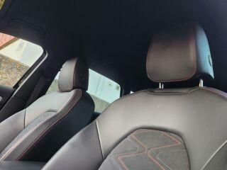 SEAT Leon Sportstourer FR-Line 2.0 TDI 110кВ