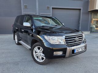 Toyota Land Cruiser 4.5 V8 210kW