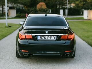 BMW 730 Long F02 3.0 R6 180kW