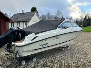 Flipper 670ST R4 200 Verado