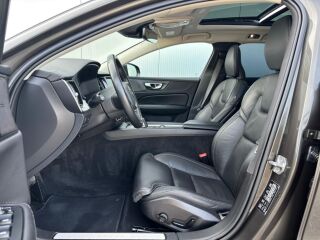Volvo V60 Cross Country AWD Inscription KERS 2.0 145kW