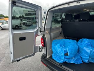 Volkswagen Caravelle 2.0 TDI 110кВ