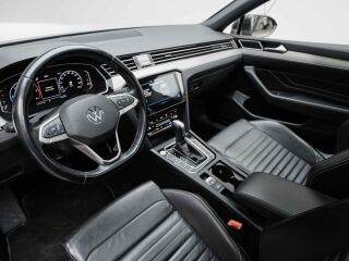Volkswagen Passat Elegance 2.0 110kW