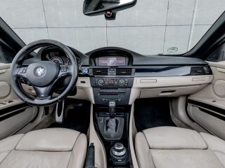 BMW 330 M-pak 3.0 R6 170kW