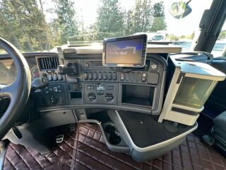 Scania R560 LB6X2HSZ 412kW