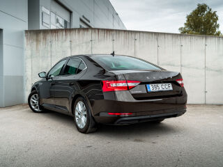 Skoda Superb Ambition Plus 2.0 110кВ