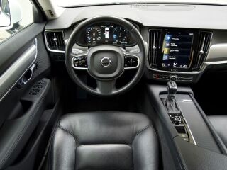 Volvo S90 Momentum D4 2.0 R4 TDI CR 140kW