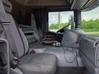 Scania P450 6X2*4 HIAB 211 EURO 6 331kW