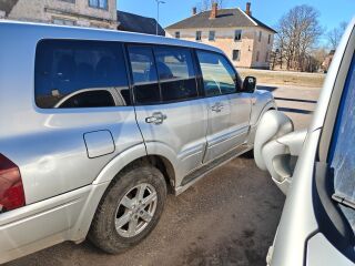 Mitsubishi Pajero 3.2 118kW