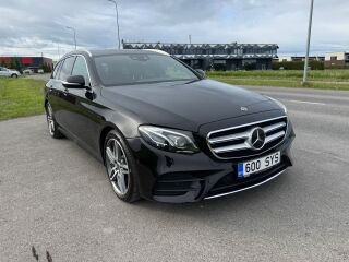 Mercedes-Benz E 220 AMG-Line Burmester Widescreen 2.0 143kW