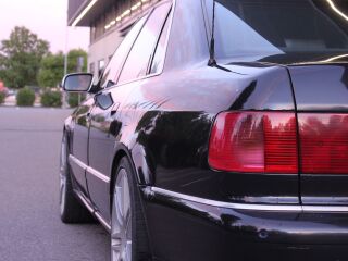 Audi A8 3.3 V8 165кВ