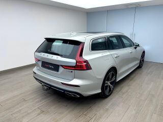 Volvo V60 T6 Inscription AWD 2.0 228кВ