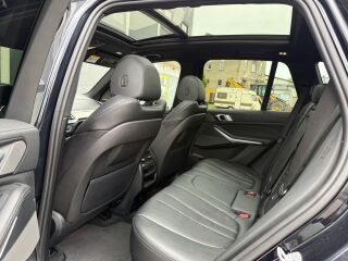 BMW X5 M-Sportpakett Facelift 3.0 195кВ
