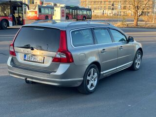 Volvo V70 2.4 120kW