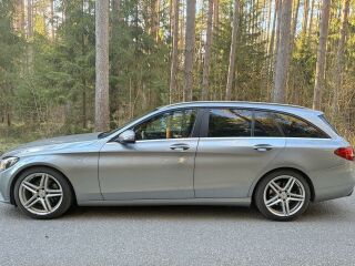 Mercedes-Benz C 220 2.1 125kW