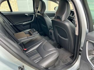 Volvo V60 Polestar SUMMUM AWD 2.4 D6 TWIN ENGINE PLUG IN HYBRID 158kW