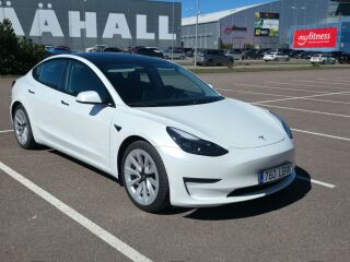Tesla Model 3 Long Range awd 153kW