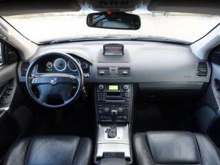 Volvo XC90 Momentum AWD Facelift EU5 2.4 TDI D5 147kW