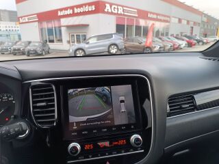 Mitsubishi Outlander Instyle 4WD 2.4 PHEV 165kW