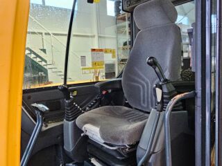 Hyundai Robex 60CR-9