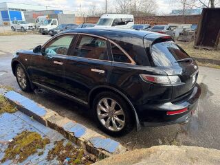 Infiniti FX45 4.5 V8 232kW