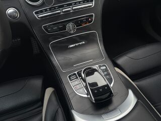 Mercedes-Benz C 63 AMG S 4.0 V8 Biturbo 375kW