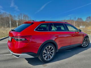 Skoda Superb Scout Combi 2.0 140kW
