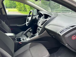 Ford Focus 1.6 70kW