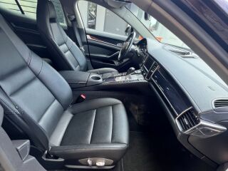 Porsche Panamera 3.6 220кВ