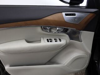 Volvo XC90 Inscription 2.0 165kW