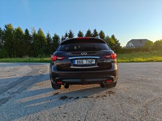 Infiniti FX30 3.0 175кВ