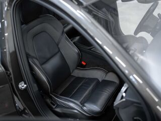 Volvo V60 R-Design 2.0 D4 140кВ