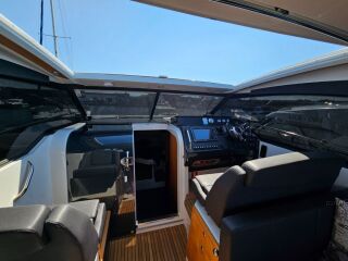 Grandezza 33 OC Volvo Penta D-6
