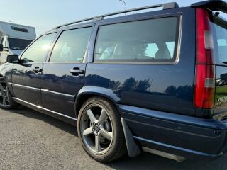 Volvo V70 R AWD 2.3 184kW
