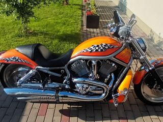 Harley-Davidson VRSCA V-Rod Monster editsion V2 86kW