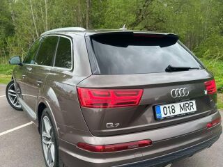 Audi Q7 TDI quattro S-line 3.0 200kW