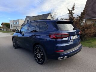BMW X5 xDrive30d 3.0 210kW