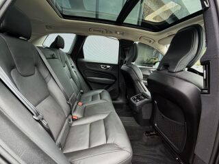 Volvo XC60 AWD ULTIMATE DARK 145кВ