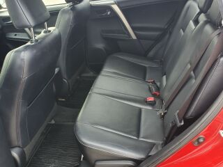 Toyota RAV4 2.0 111kW