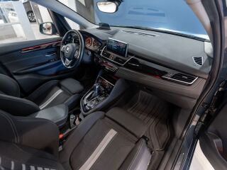 BMW 220 d xDrive Active Tourer Sport Line 2.0 140кВ
