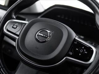Volvo XC90 2.0 173kW